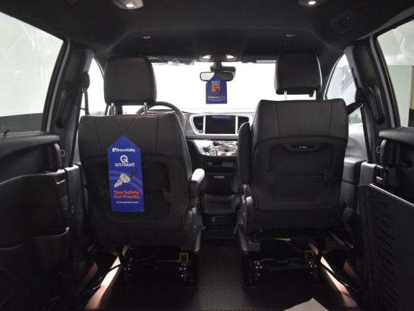 wav-2C4RC1BG3SR570906-14