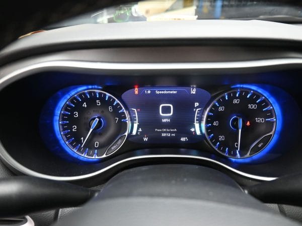 wav-2C4RC1BG8RR199123-15