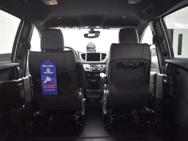 wav-2C4RC1BG0SR586240-14