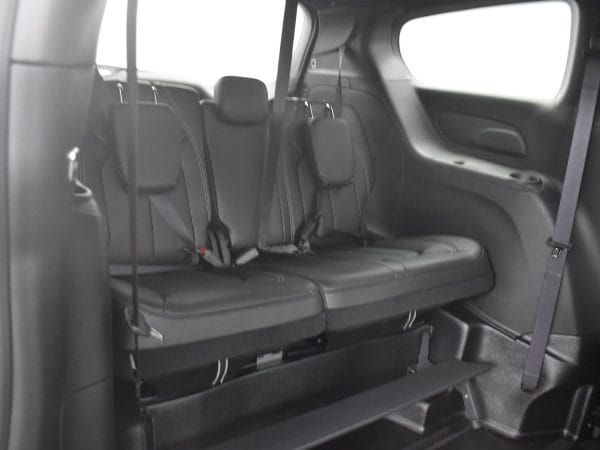 wav-2C4RC1BG0SR586240-9