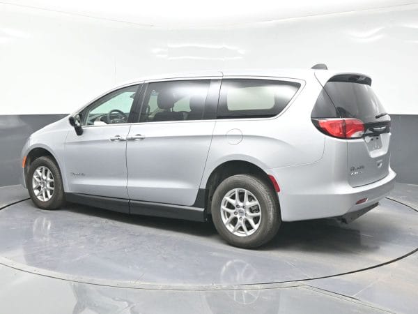 wav-2C4RC1CG4RR171785-3