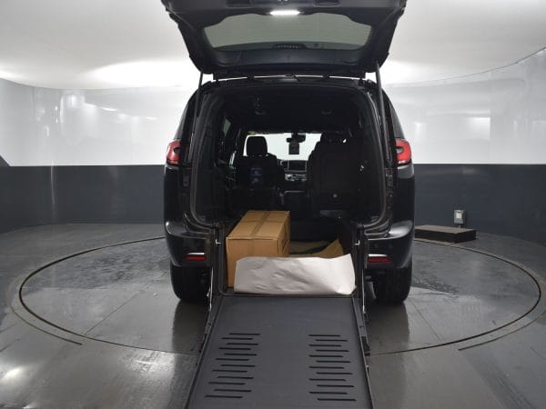 wav-2C4RC1BG1SR595710-9