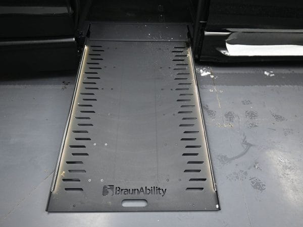 wav-2C4RC1BG5SR613111-10 wav-2C4RC1BG5SR613111-10