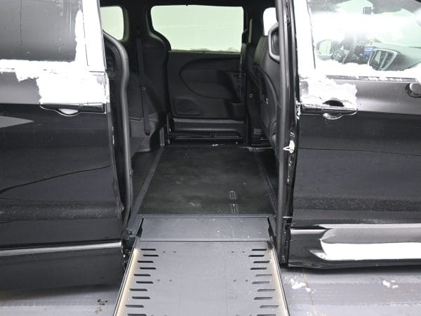 wav-2C4RC1BG5SR613111-11 wav-2C4RC1BG5SR613111-11