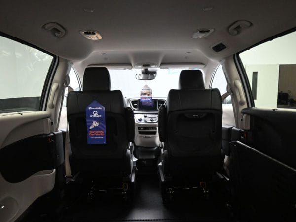 wav-2C4RC1BG6RR204383-14