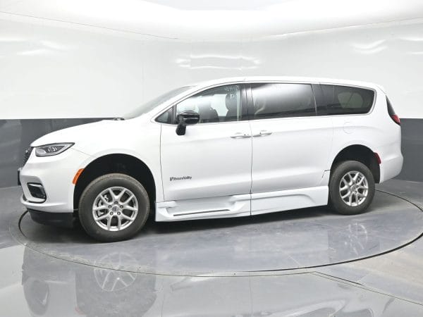 wav-2C4RC1BG6RR204383-2