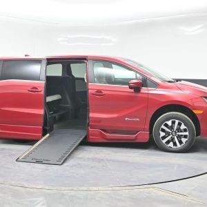 2026 Honda Odyssey EX-L BraunAbility Xi Power Infloor Ramp