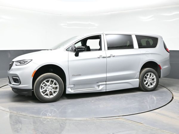 wav-2C4RC1BG3TR173732-2