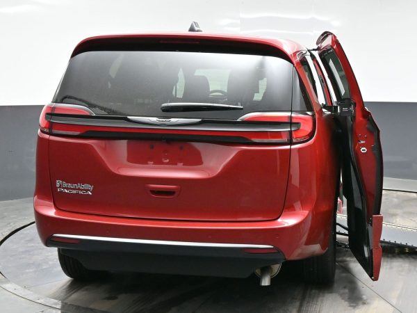 wav-2C4RC1BG7TR173720-5