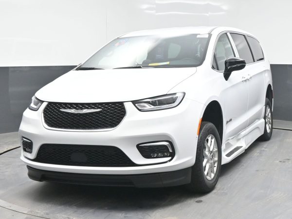 wav-2C4RC1BG1TR206372-1