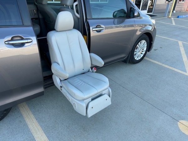 Auto Access seat close-up