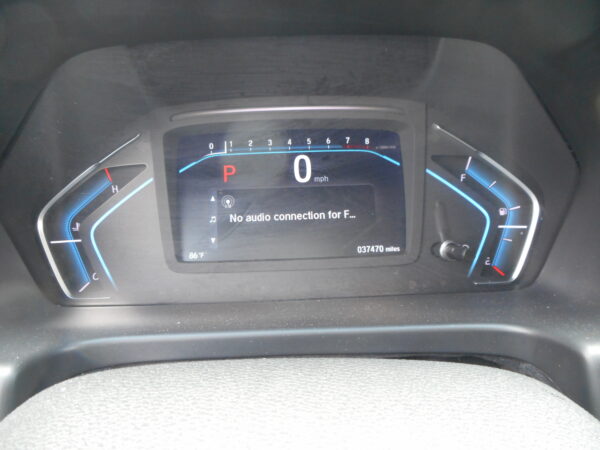 DSCN0028 Vehicle dashboard: gear in P, speed is 0 mph, odometer reads 37,470 miles, outside temp 86°F, no audio connection message.