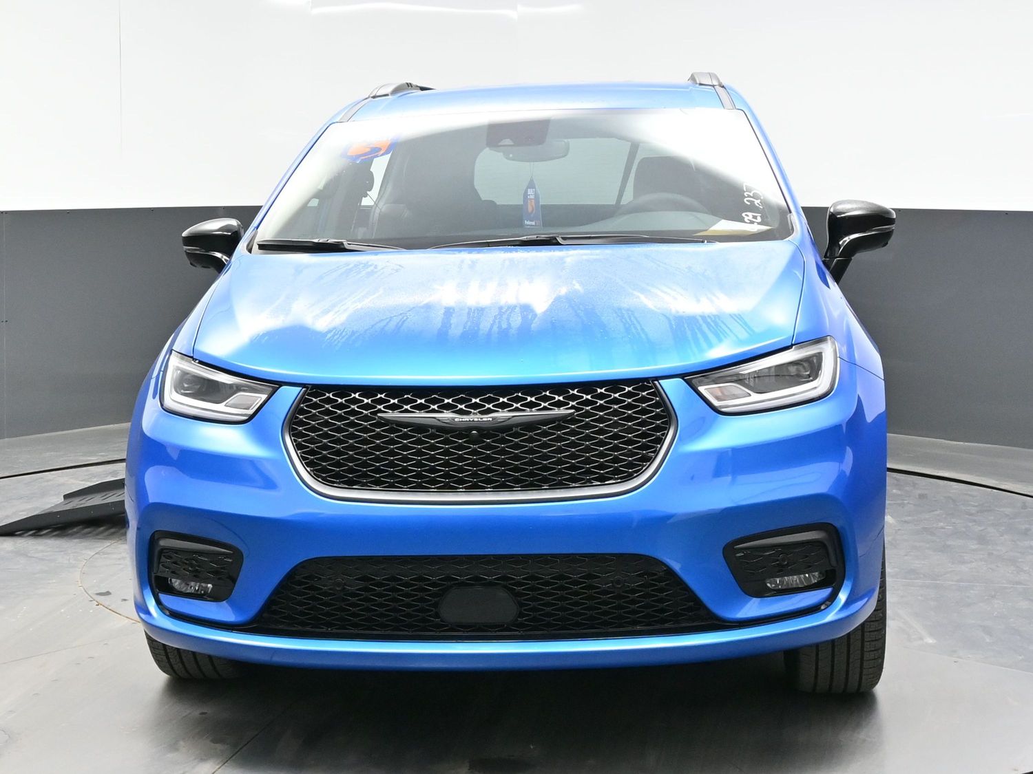 2026 Chrysler Pacifica's photo